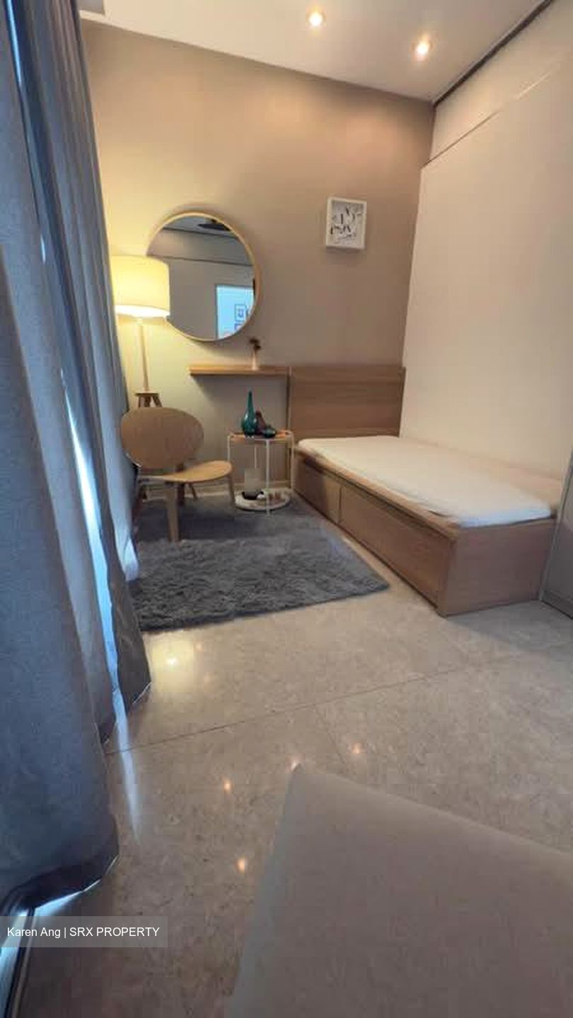 Oasis @ Mulberry (D13), Terrace #574056761